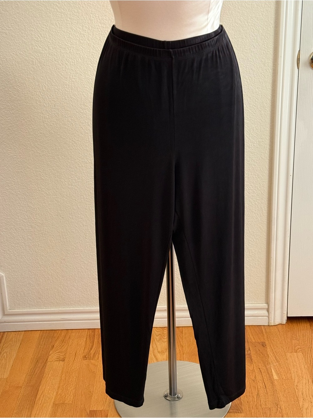 Chico's Private Edition Black Elastic Waist Pants Size 16 (Chico’s Size 3)
